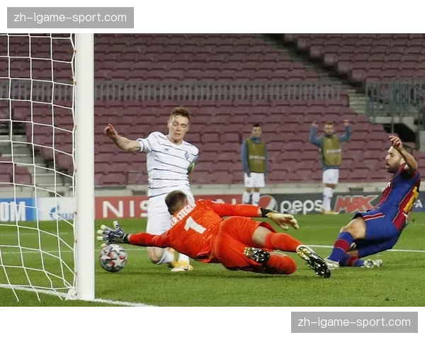 通讯:复盘克莱蒙门将迪奥的九次成功扑救如何帮助球队守得一分 通讯:复盘克莱蒙门将迪奥的九次成功扑救如何帮助球队守得一分