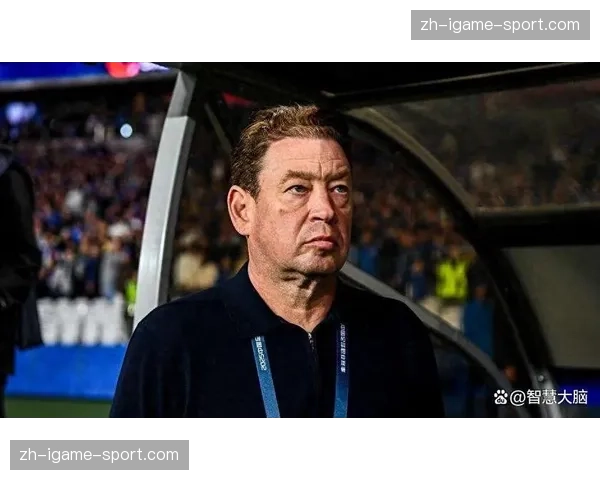 赛前新闻发布会，上海申花主帅斯卢茨基强调防守纪律